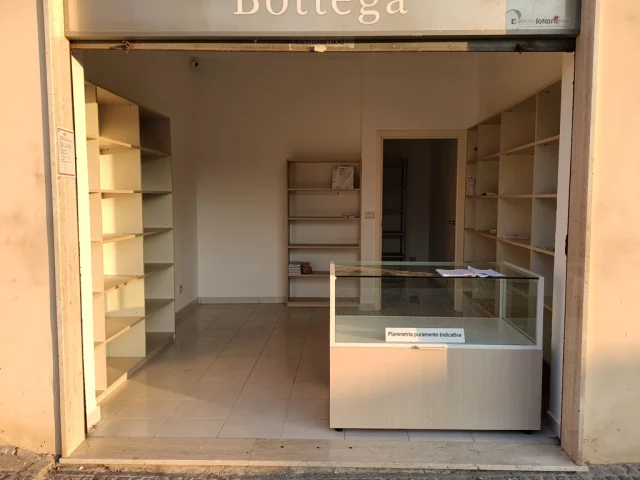 Retail for sale in Catania Centro storico — 3