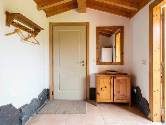 Cabin for sale in Ragalna Santa Barbara — 1
