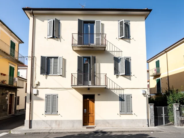 Casa a schiera in vendita a Trecastagni Centro — 1