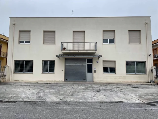 Warehouse for sale in Misterbianco Zona commerciale — 2