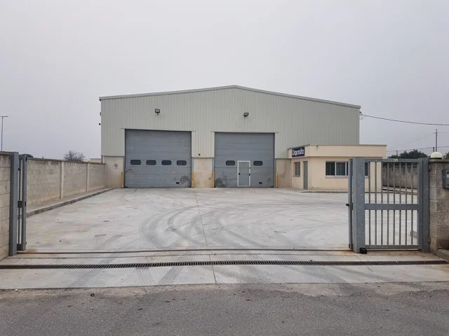 Warehouse for sale in Misterbianco Zona commerciale — 4